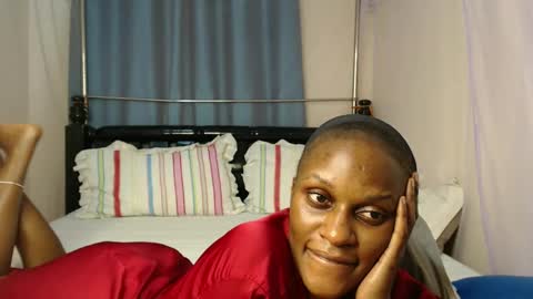 Snapshot of chantelsamz2 chatting on February 19, 3:39 am Chantel online show from February 19, 3:39 am