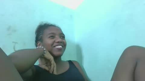 Snapshot of chanteuse655720 chatting on April 30, 6:25 pm chanteuse655720 online show from April 30, 6:25 pm