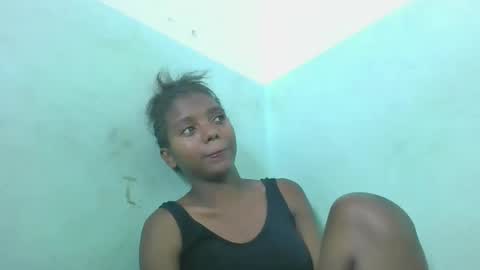 Snapshot of chanteuse655720 chatting on May 1, 3:38 pm chanteuse655720 online show from May 1, 3:38 pm