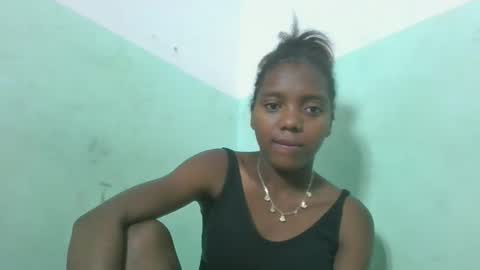 Snapshot of chanteuse655720 chatting on May 3, 5:13 am chanteuse655720 online show from May 3, 5:13 am