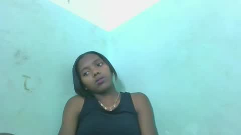 Snapshot of chanteuse655720 chatting on May 8, 6:13 pm chanteuse655720 online show from May 8, 6:13 pm