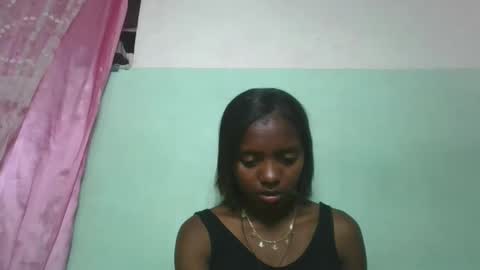 Snapshot of chanteuse655720 chatting on May 11, 4:04 pm chanteuse655720 online show from May 11, 4:04 pm
