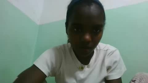 Snapshot of chanteuse655720 chatting on June 9, 7:36 pm chanteuse655720 online show from June 9, 7:36 pm