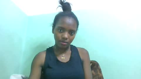 Snapshot of chanteuse655720 chatting on June 15, 4:20 pm chanteuse655720 online show from June 15, 4:20 pm