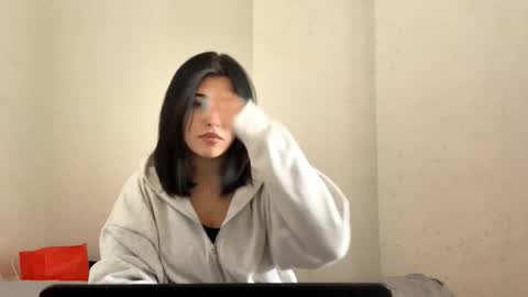 Snapshot of charalilleberg chatting on November 30, 7:56 am Lola online show from November 30, 7:56 am