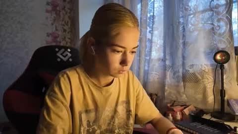 Nancy online show from October 31, 7:31 am