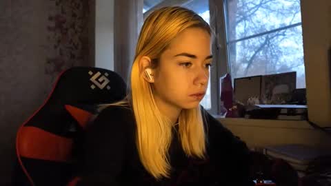 Nancy online show from November 29, 8:06 am