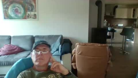 charles6064 online show from June 3, 4:01 pm