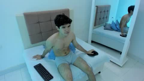 Snapshot of charles_blaze chatting on February 26, 3:08 pm charles blaze online show from February 26, 3:08 pm