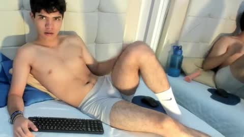 Snapshot of charles_blaze chatting on March 10, 4:14 pm charles blaze online show from March 10, 4:14 pm