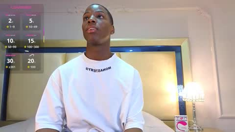 charlesbrown_ online show from November 26, 1:34 pm