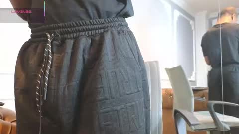 charlesbrown_ online show from December 20, 2:02 pm