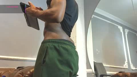 Snapshot of charlesbrown_ chatting on January 10, 1:57 pm charlesbrown_ online show from January 10, 1:57 pm