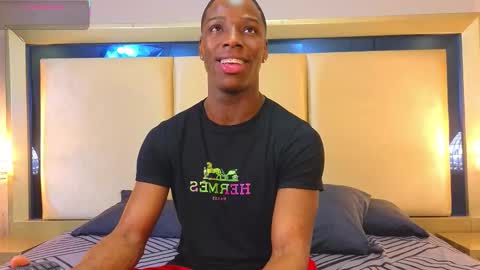 Snapshot of charlesbrown_ chatting on February 8, 1:09 am charlesbrown_ online show from February 8, 1:09 am