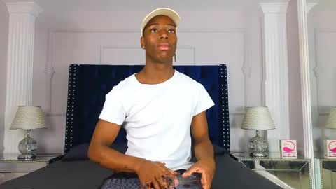 charlesbrown_ online show from April 26, 3:21 pm
