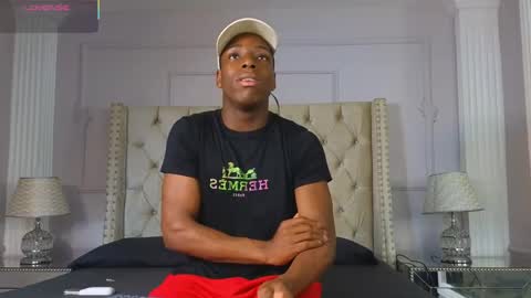charlesbrown_ online show from May 1, 7:51 pm