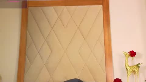charlesbrown_ online show from June 18, 3:27 pm