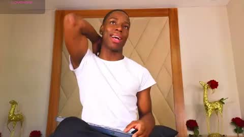 charlesbrown_ online show from June 26, 2:32 pm