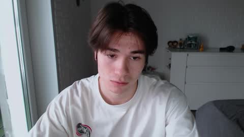 Snapshot of charleshanson69 chatting on October 31, 5:30 am charleshanson69 online show from October 31, 5:30 am