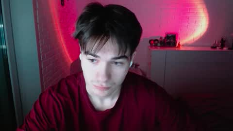 Snapshot of charleshanson69 chatting on November 9, 5:00 pm charleshanson69 online show from November 9, 5:00 pm