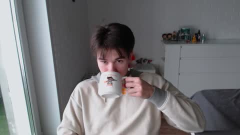 Snapshot of charleshanson69 chatting on November 28, 8:28 am charleshanson69 online show from November 28, 8:28 am