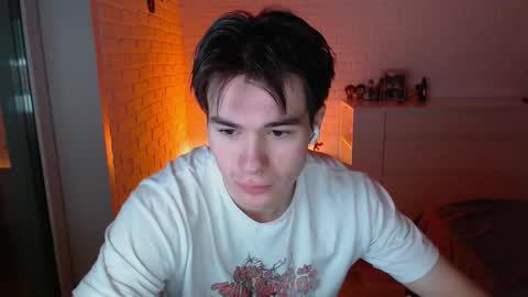 Snapshot of charleshanson69 chatting on November 30, 8:13 pm charleshanson69 online show from November 30, 8:13 pm