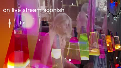 Snapshot of charli_girl chatting on December 26, 10:31 pm Charli online show from December 26, 10:31 pm