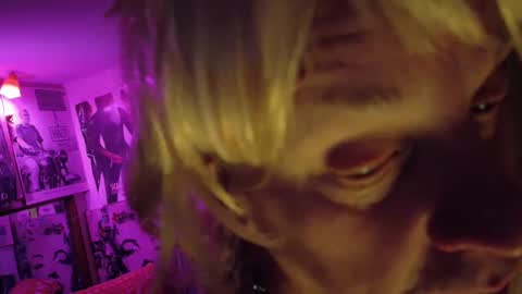 Snapshot of charli_girl chatting on February 12, 1:30 am Charli online show from February 12, 1:30 am