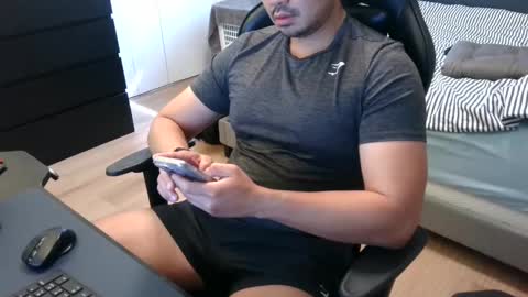 Snapshot of charliekkw chatting on September 25, 7:17 pm charliekkw online show from September 25, 7:17 pm