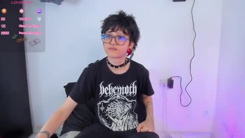 Charlie online show from April 7, 7:14 pm