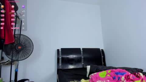 Snapshot of charlietaylorr__ chatting on May 15, 11:34 pm Charlie online show from May 15, 11:34 pm