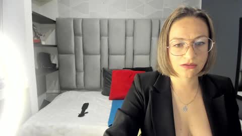 Charlot milf online show from April 8, 11:43 am