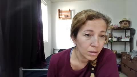 Snapshot of charlot_ponze chatting on July 8, 6:56 pm charlott online show from July 8, 6:56 pm