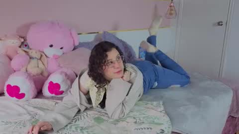 You honey online show from November 17, 12:11 pm