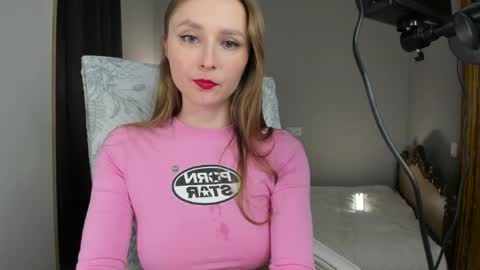 CharlottaWells online show from April 10, 4:44 pm