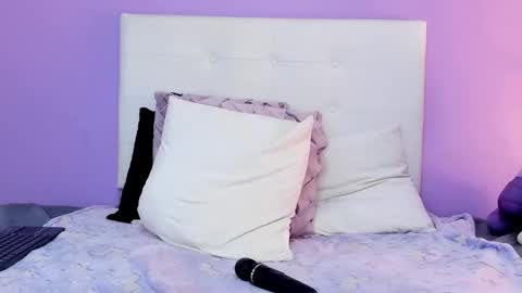 Char 3 online show from September 26, 3:27 pm