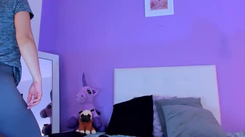 Char 3 online show from October 15, 1:44 pm