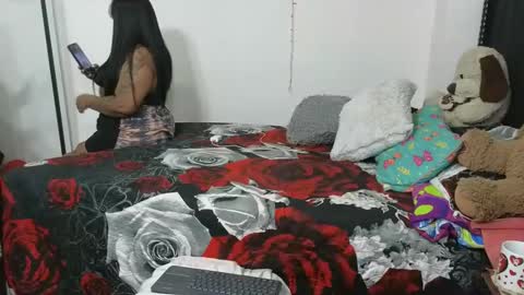 Snapshot of charlotte_027 chatting on February 23, 11:55 am charlotte_027 online show from February 23, 11:55 am