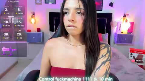Snapshot of charlotte__benett chatting on August 7, 4:47 am Charlotte online show from August 7, 4:47 am