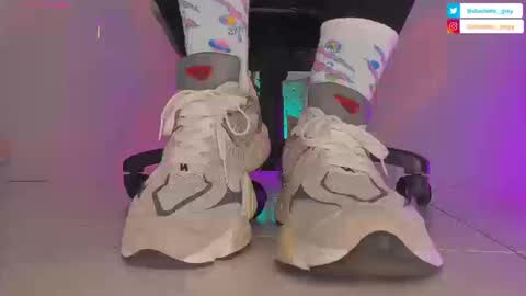 charlotte  grey online show from September 19, 8:20 pm