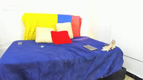 charlottte y dante online show from June 15, 4:58 am