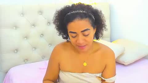 charlottte y dante online show from July 6, 2:03 pm