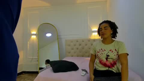 charlottte y dante online show from July 8, 3:00 am