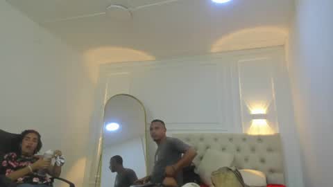 charlottte y dante online show from July 25, 4:21 am