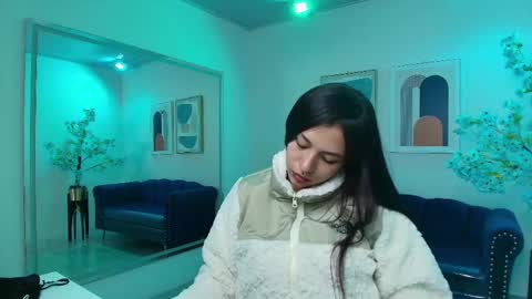 Snapshot of charlotte_etthan chatting on March 5, 3:51 am Charlotte online show from March 5, 3:51 am