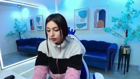 Snapshot of charlotte_etthan chatting on September 28, 3:23 am Charlotte online show from September 28, 3:23 am