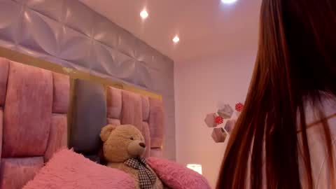 Snapshot of charlotte_icee chatting on June 16, 4:09 pm Charlotte Icee online show from June 16, 4:09 pm