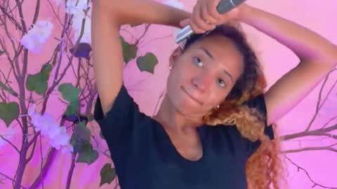 CHARLOTTE online show from March 13, 9:43 pm