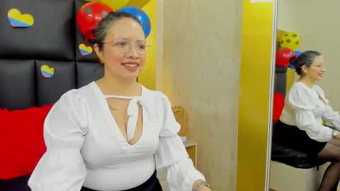 Snapshot of charlotte_monnroe chatting on June 16, 2:19 pm charlotte_monnroe online show from June 16, 2:19 pm