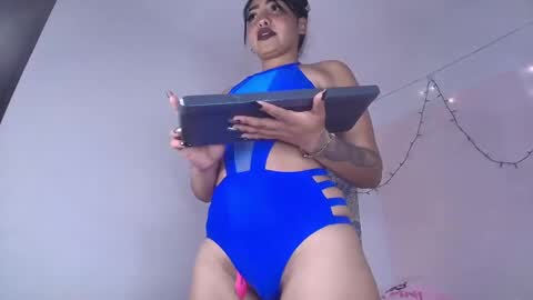 charlotte_princess_1 online show from May 5, 4:31 am